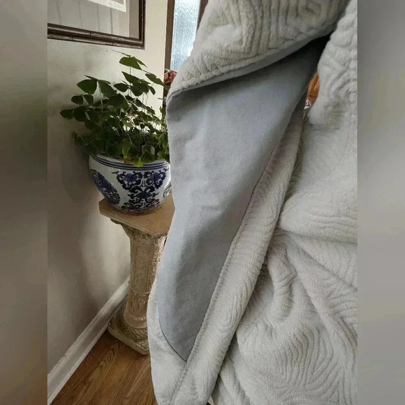 LL Bean Women's Jacket Size L Reg - Picture 7 of 17